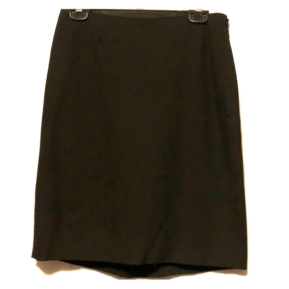Blk pencil skirt size 2 The Limited wardrobestaple - Picture 1 of 6
